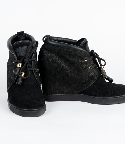 Louis Vuitton Monogram Wedges SZ 37